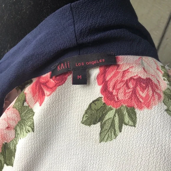 🍀Robe - NWOT by Kaii Los Angeles🍀 - Picture 7 of 7